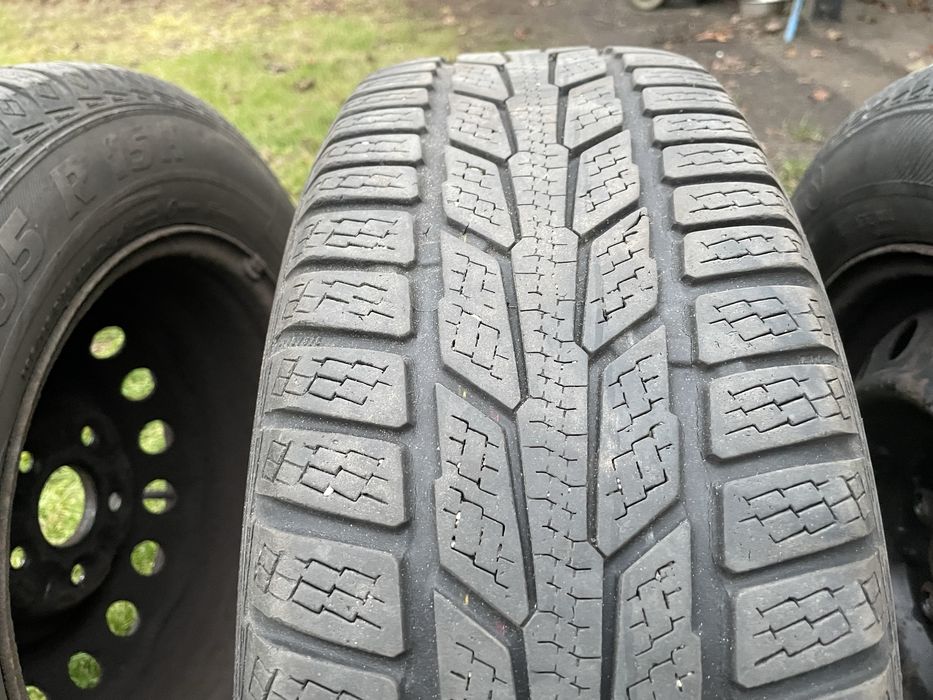 Opony 4szt Semperit zimowa2023