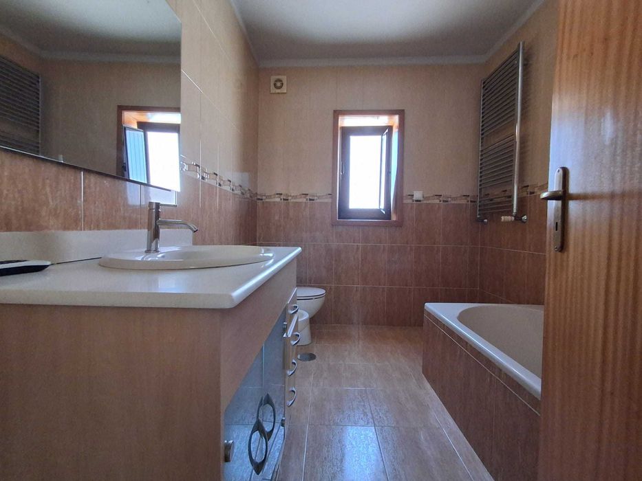 Moradia V3 para arrendamento