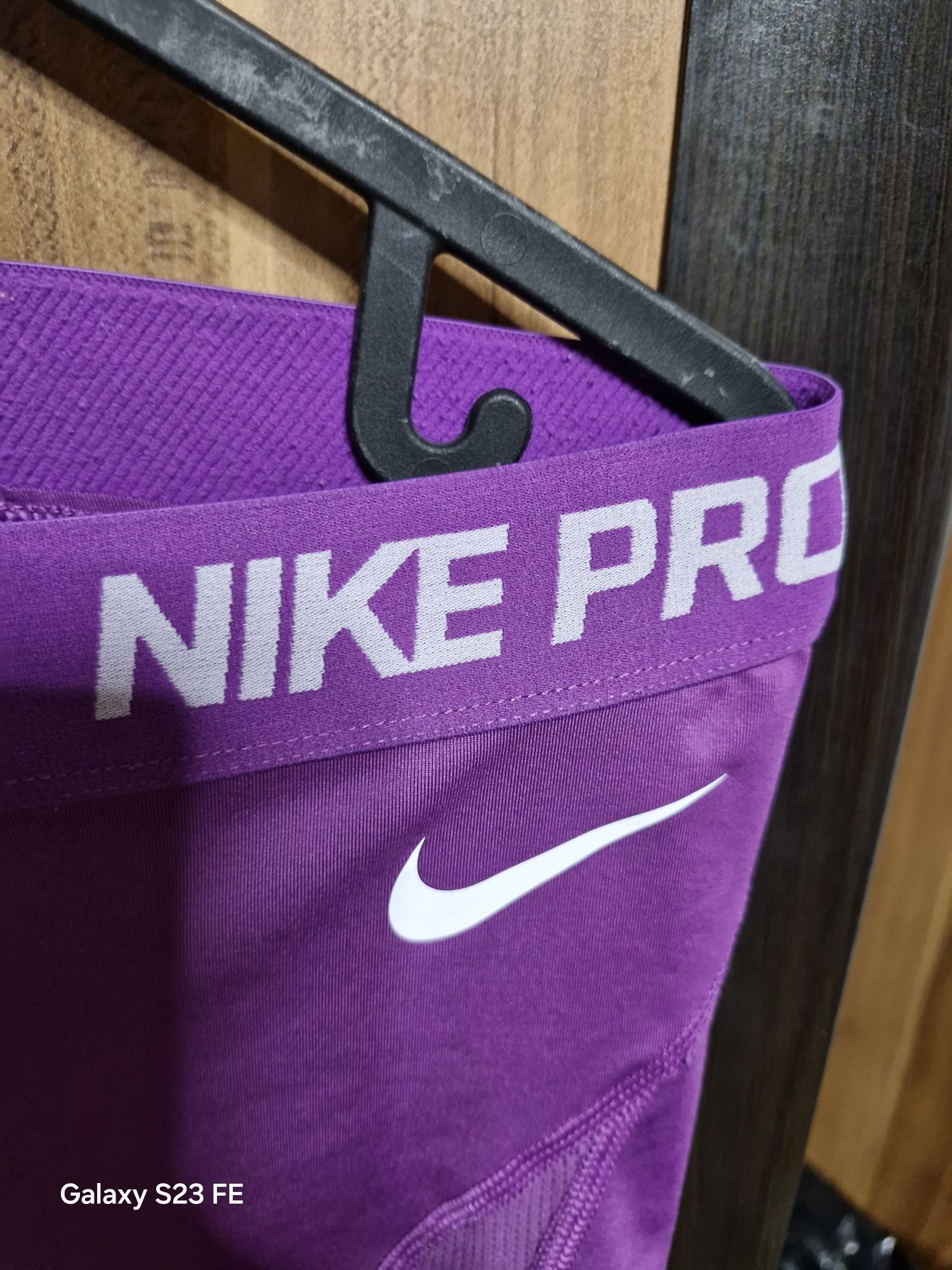 Spodenki krotkie damskie Nike rozmiar XL stan idealny