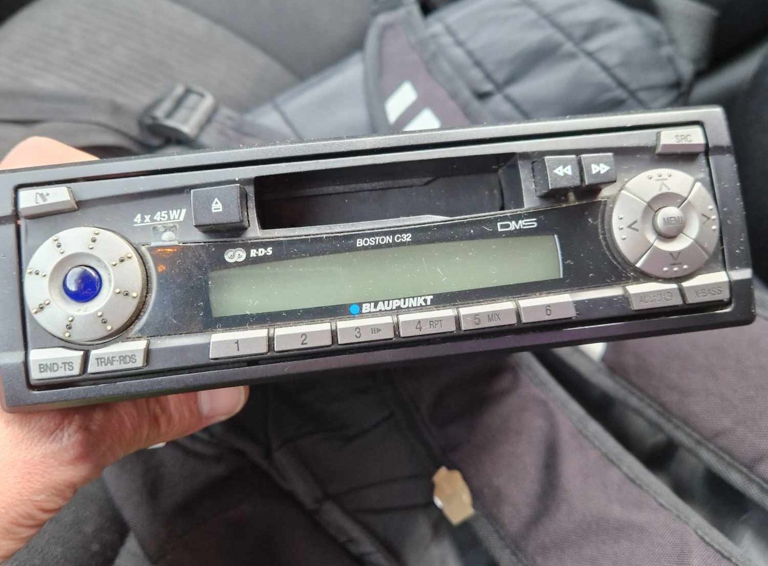 Radio samochodowe na kasety Blaupunkt