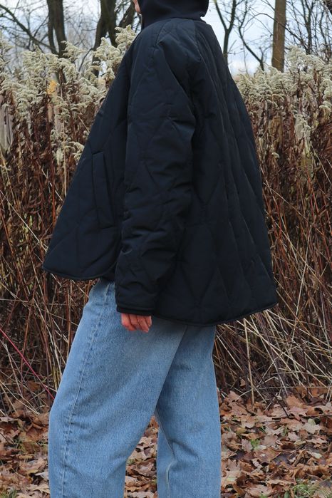 Czarna pikowana kurtka no name