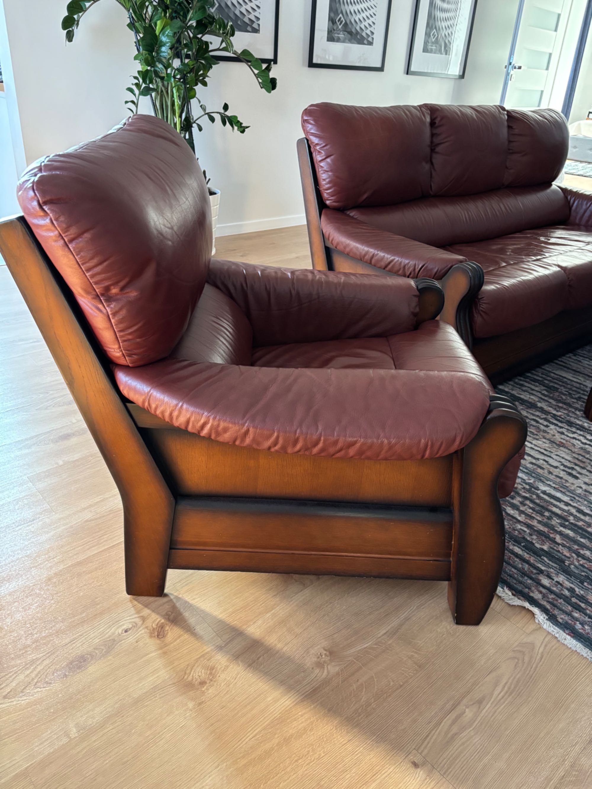 Komplet wypoczynkowy Kler – sofa, dwa fotele, ława