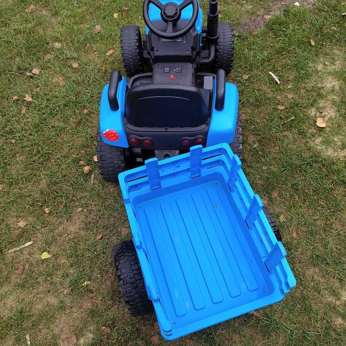Traktor new holland