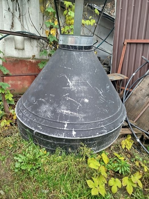 Зонт витяжка круглої форми