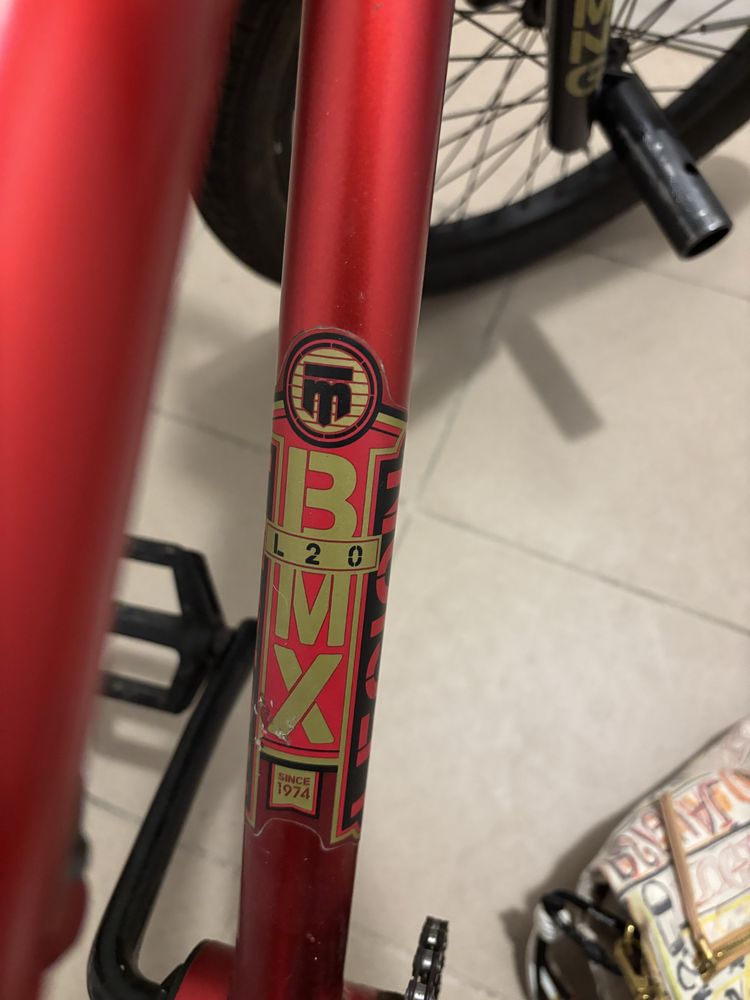 Bmx mongoose L20