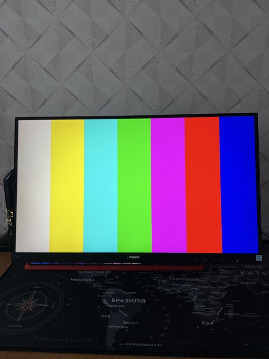 Монітор Philips 220V