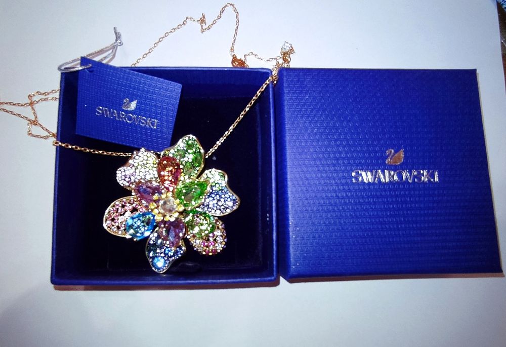 Piękny naszyjnik z kryształami Swarovskiego