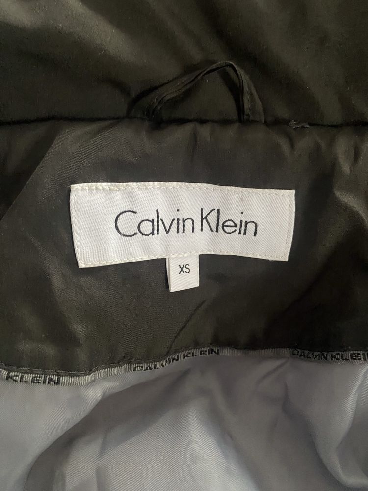 Куртка Calvin Klein(60%пух)