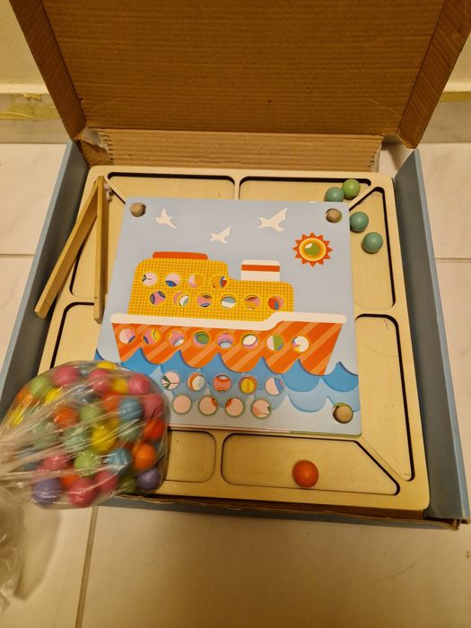 Логічна гра дерев'яна/сортер/палички/щипці/10 карт із завданнями