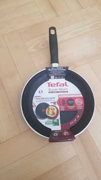 Patelnia Tefal SuperStart Nowa 24 cm