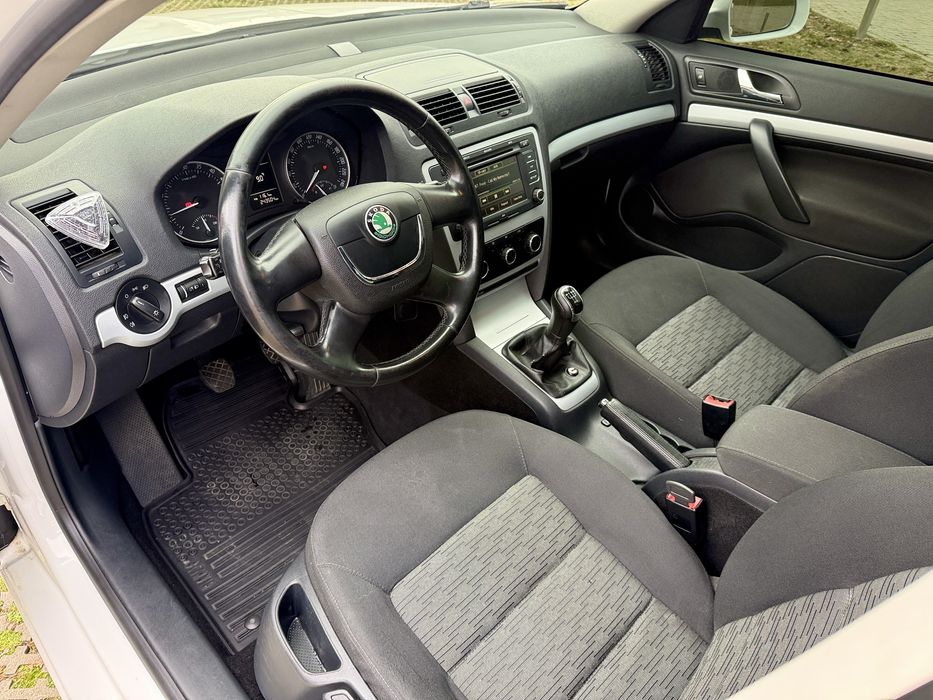 Skoda octavia a5 fl 2011 рік