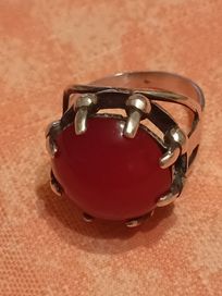 Piękny stary srebrny pierścionek z karneolem czerwonym  jak Warmet
