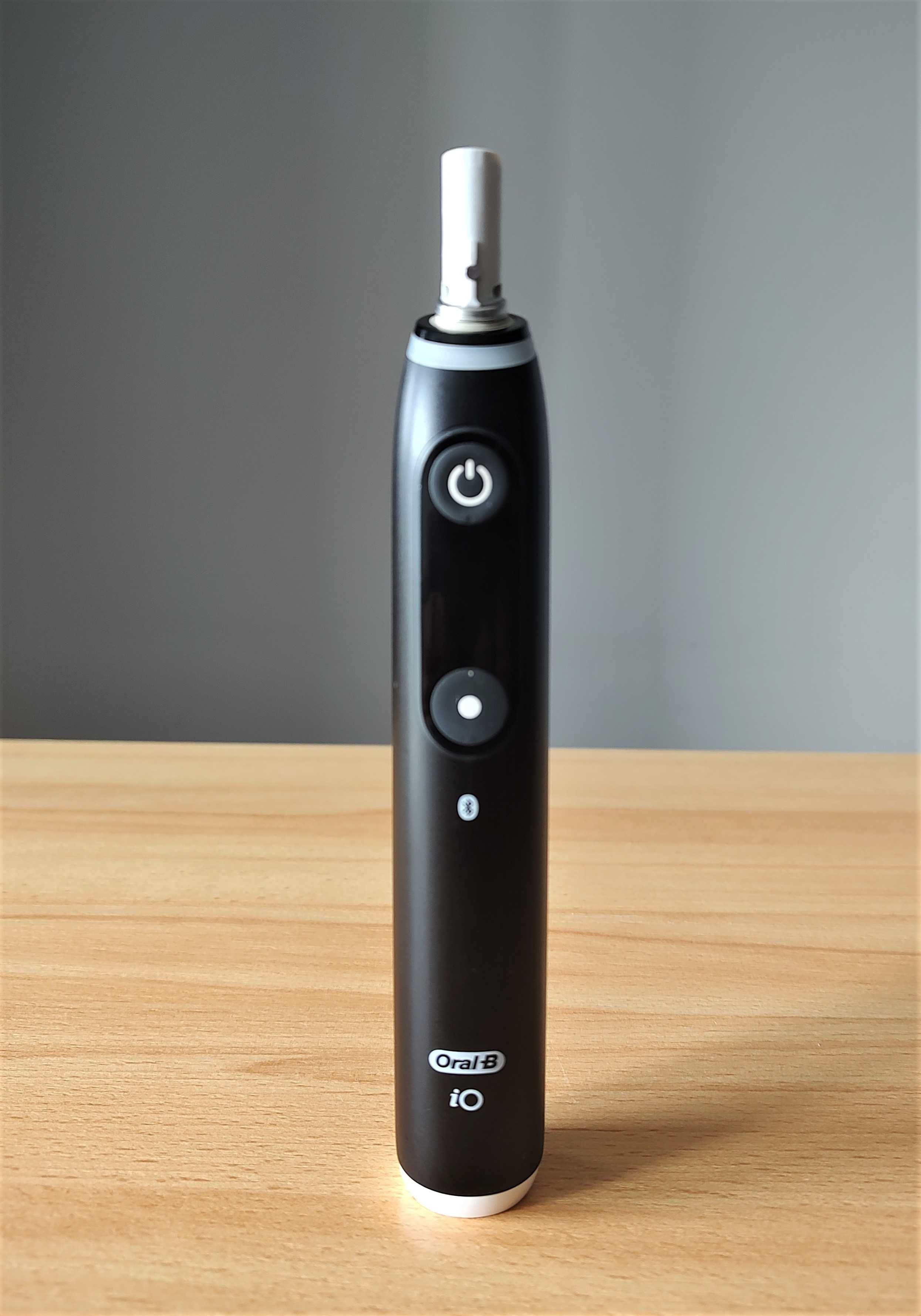 Oral-B iO 7 Black Onyx - Szczoteczka Magnetyczna