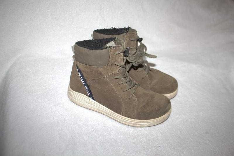 Чоботи фірми Ессо 36 розміру за устілкою 23 см.