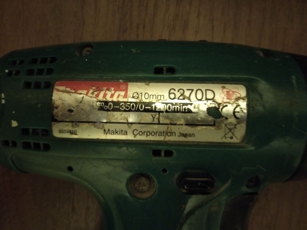 Шурупокрут Makita 6270 D, акумулятор12V 2.0Ah, зарядне