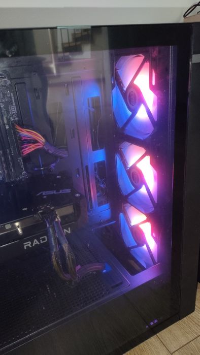PC RGB gry Intel i5 12400f 6/12 DDR4 16GB RX7600 8GB 550w Win11 WIFI