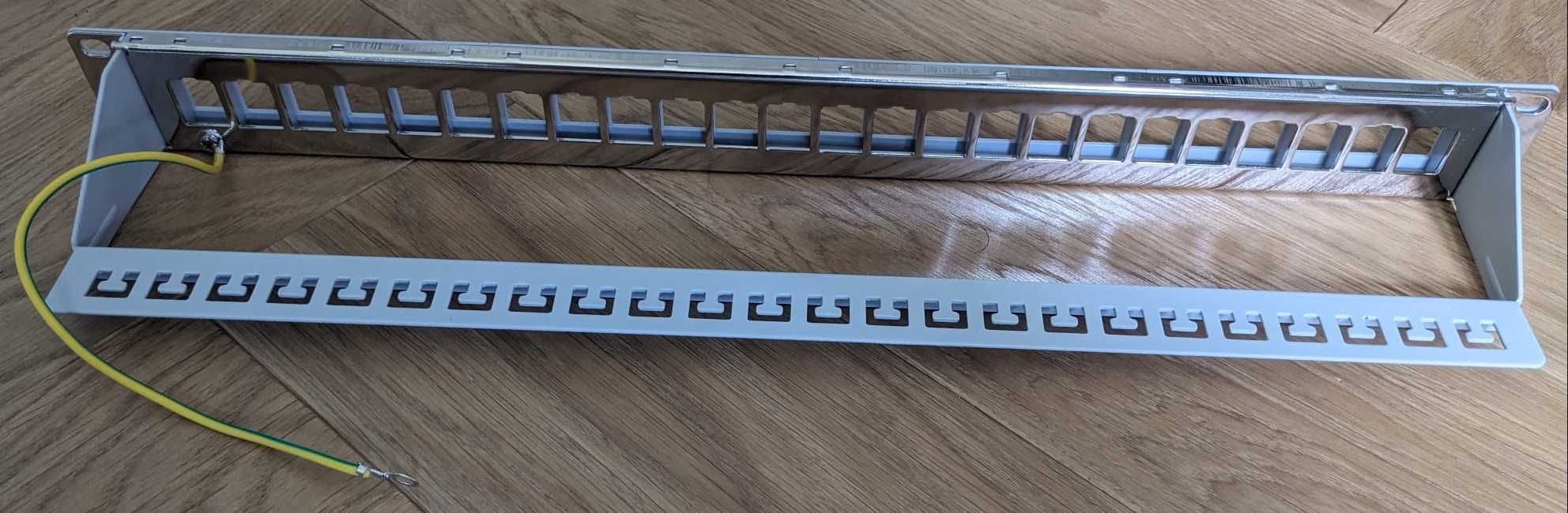 Patch Panel 24-portowy deleyCON
