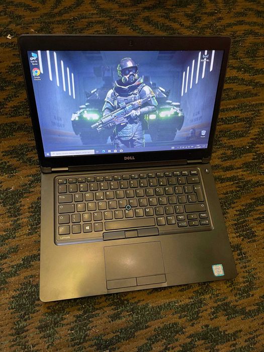 Ігровий ноутбук Dell і5-6300 8 ггб озу SDD в хорошому стані