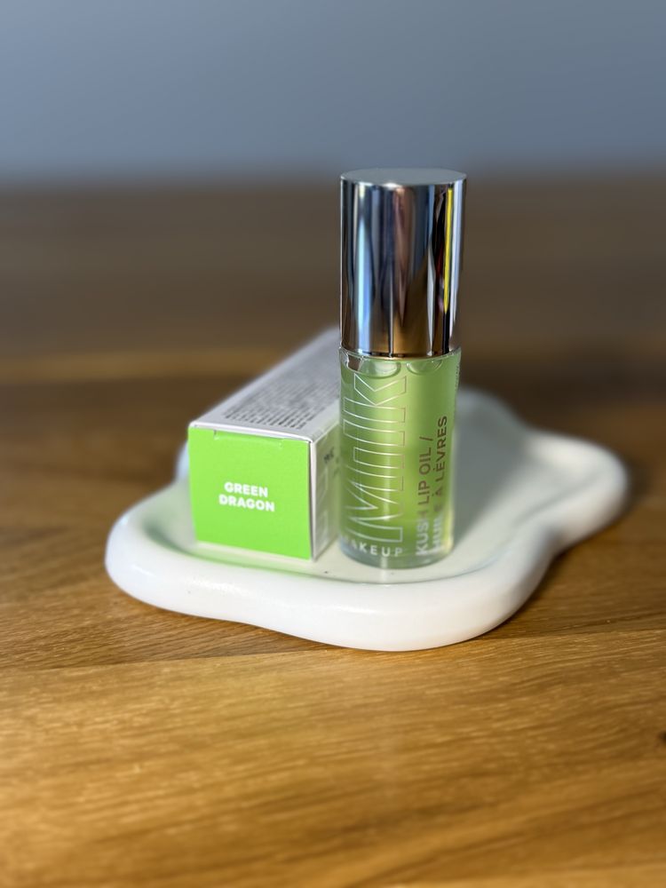 Bezbarwny Błyszczyk Milk Makeup Green Dragon nawilżający nieklejący