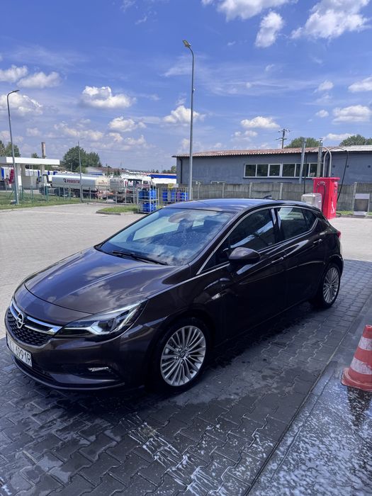 Opel ASTRA K 2015 hatchback