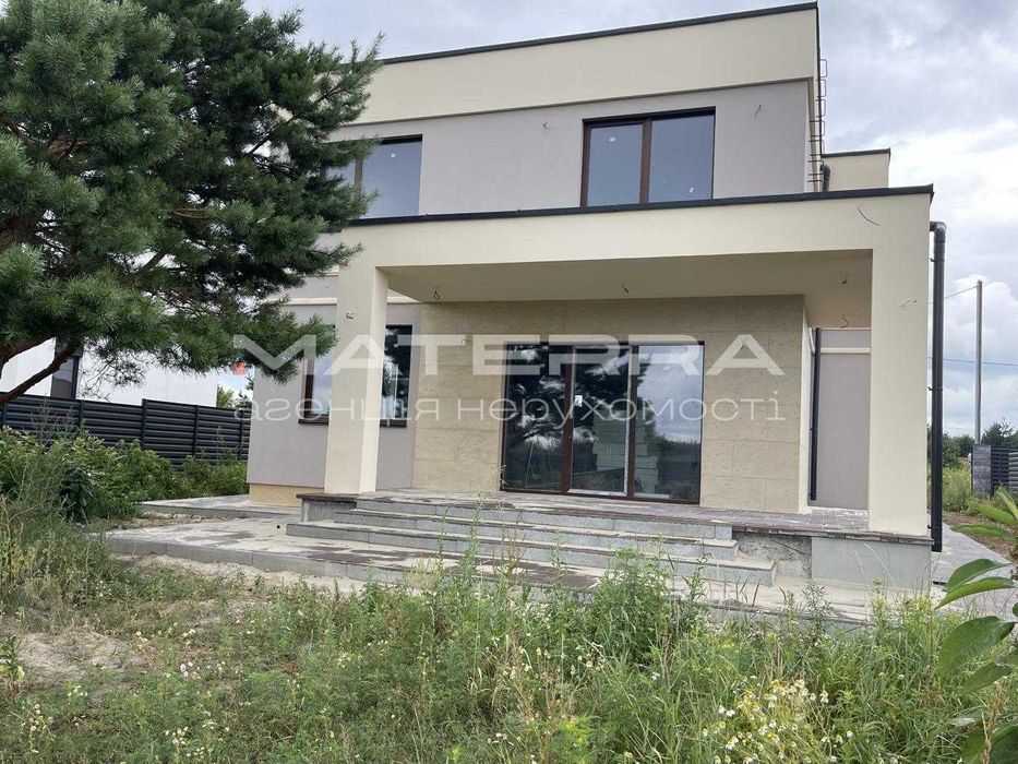 Бобриця продаж будинку 150м2 у стилі Хай-Тек