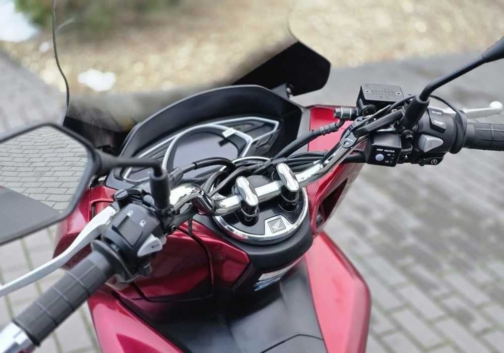 Максі-скутер Honda PCX 150 KF30, в АртМото, в місті Суми.