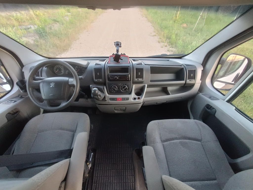 Peugeot Boxer Brygadòwka 5-osobowy