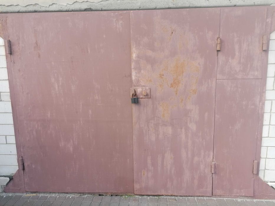 Продам металеві ворота