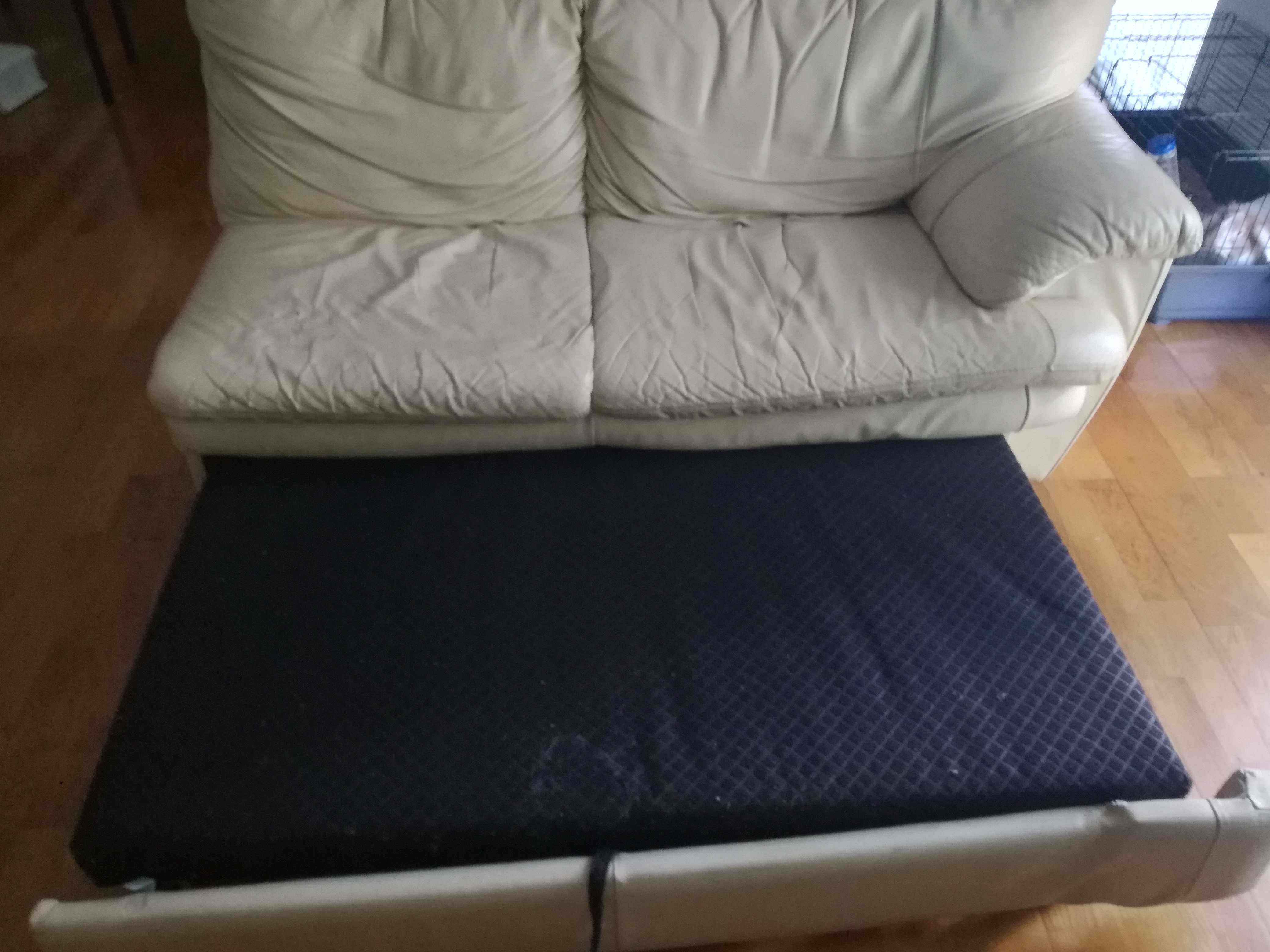 Sofá de canto com cama em napa