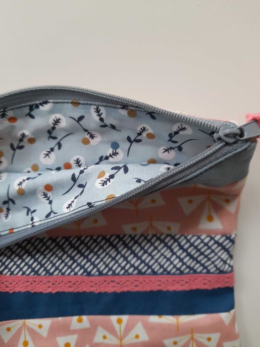 Kosmetyczka saszetka make-up bag