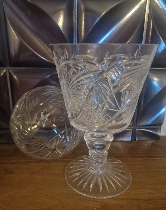 Compoteira em cristal Atlantis, antiga