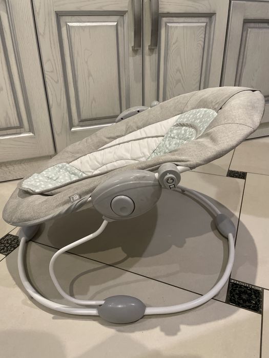 дитяче крісло-гойдалка(шезлонг)