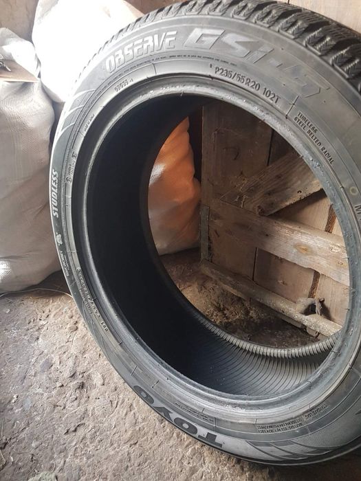 Toyo 3 шт зимові r20