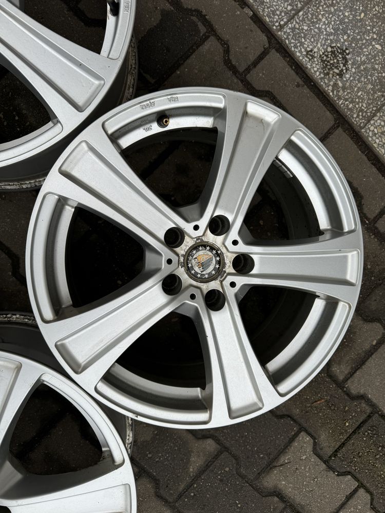 Felgi 17 Audi Q5 A6 A4 VW Passat B6 B7 B8 Golf komplet