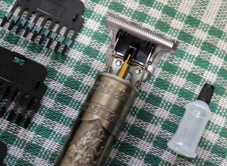 Триммер для бороды, усов и волос VINTAGE T9, беспроводной