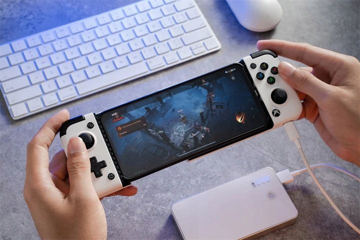 Kontroler Mobilny Gamesir X2 Pro Biały, Wejście Usb-c Z Uchwytem Na Te