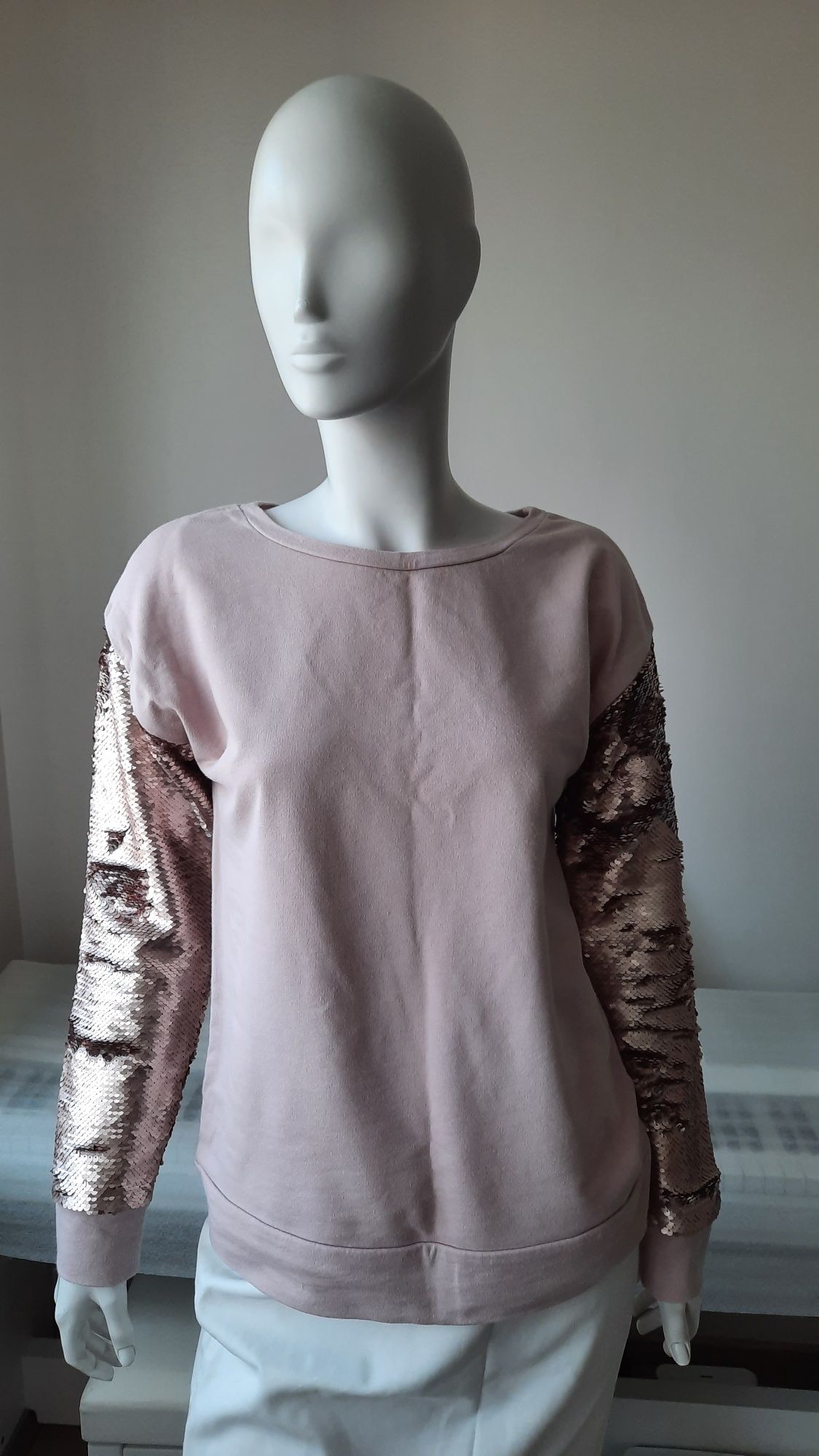 Bluza Next z cekinami r.S
