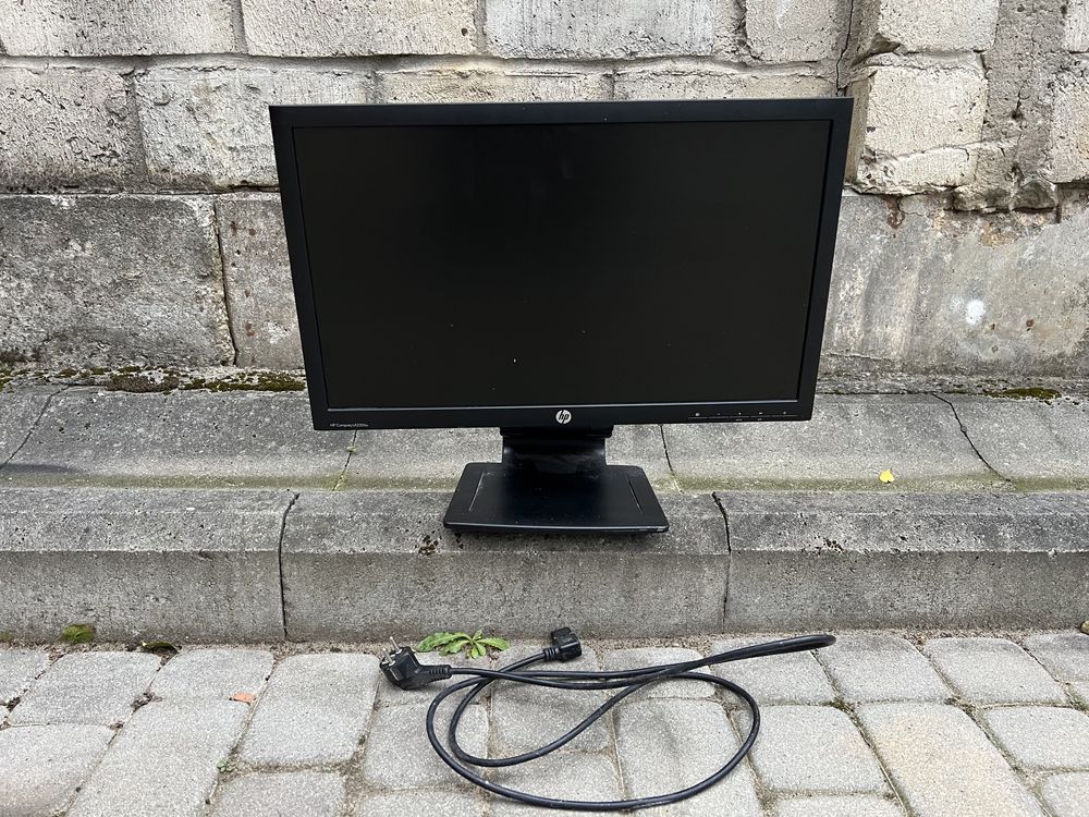 Monitor LCD HP LA2306x,ładny ,sprawny 150zl