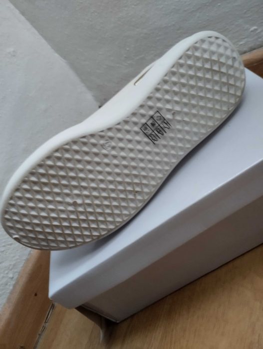 Tennis novos nunca usados confortáveis