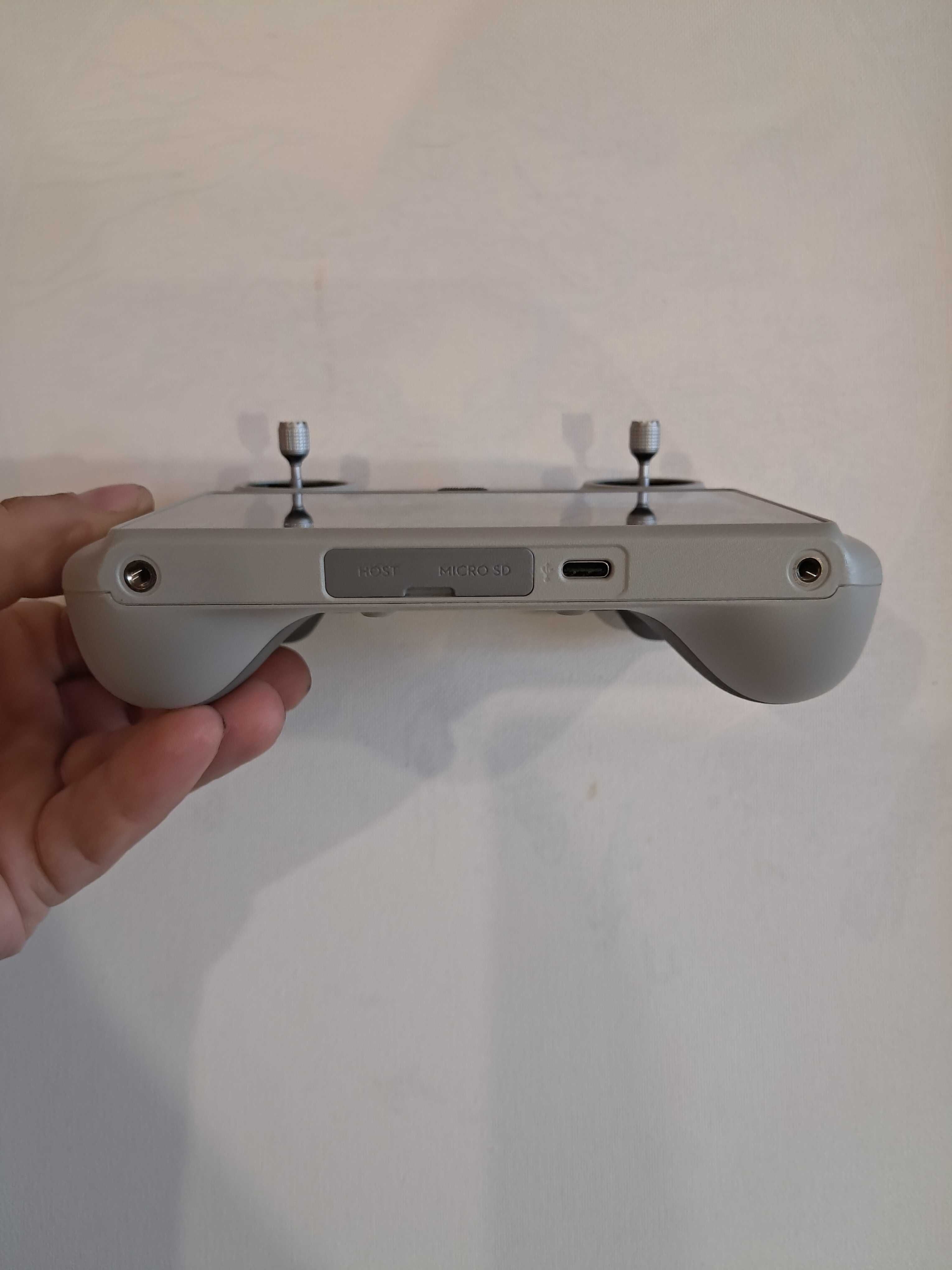 Пульт DJI RC model: RM 330