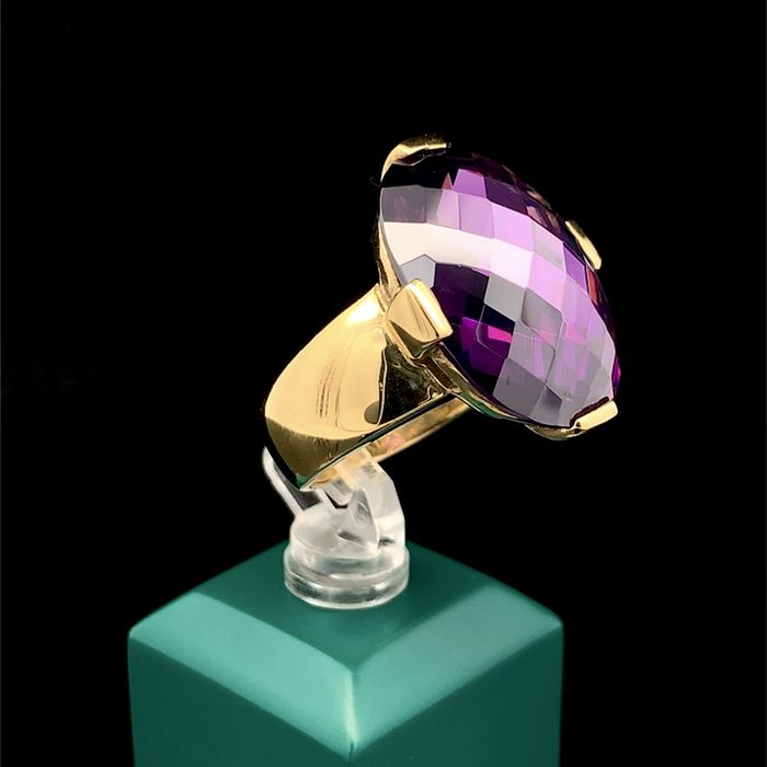 Pierścionek Giorgio Martello, pozłacany, fioletowa cyrkonia