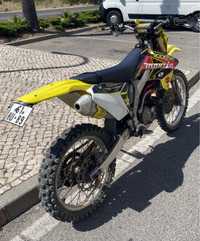 Suzuki RMZ-250 Matriculada 2009