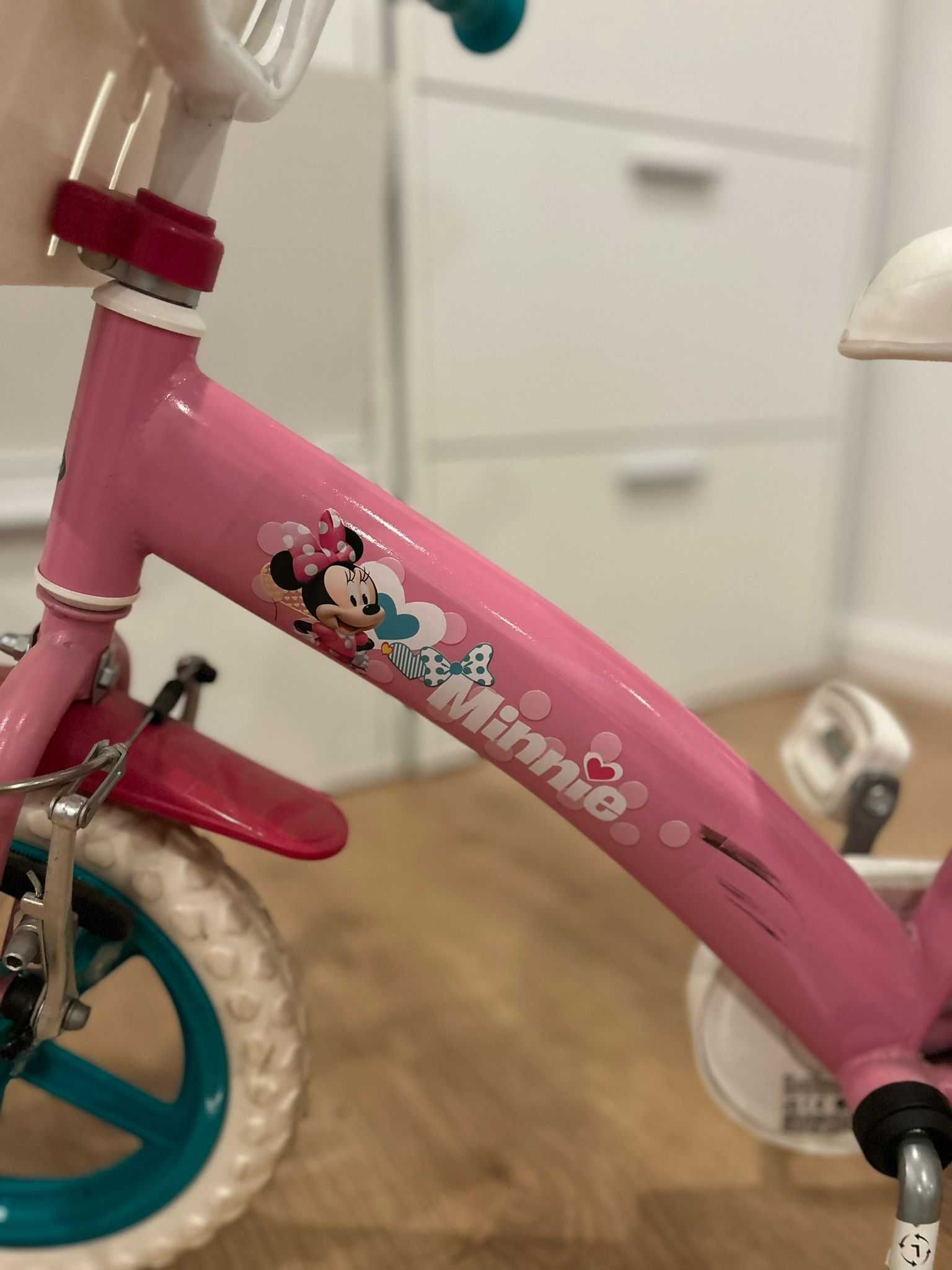 Bicicleta Infantil Minnie - como nova!