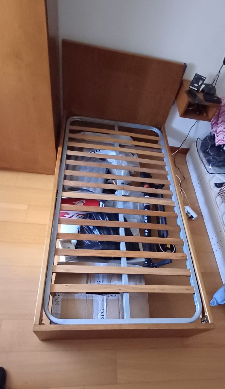 Cama de solteiro