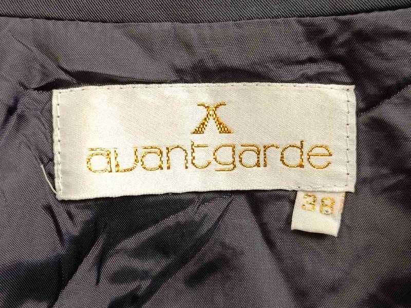 Вінтажна куртка-бомбер Avantgarde з шовковими вставками та riri, 38