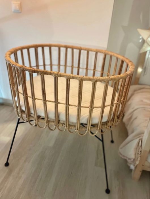 Berço em ratan + colchão Zara Home
