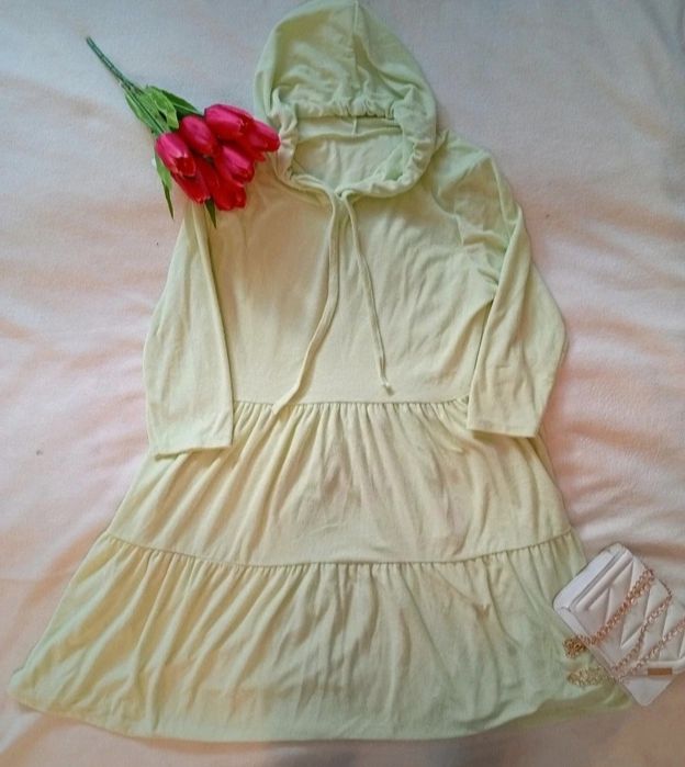 Pastelowa zielona sukienka oversize (S-L) uniwersalna Made in Italy