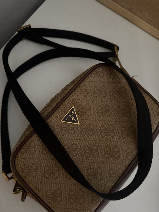 Torebka Guess uzywana