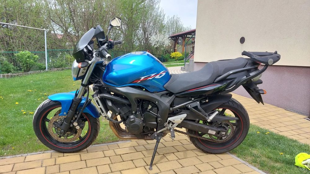 Yamaha FZ6 Yamaha FZ6 - niski przebieg