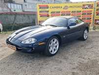 Jaguar XK8 4.0i v8  €FIXO€